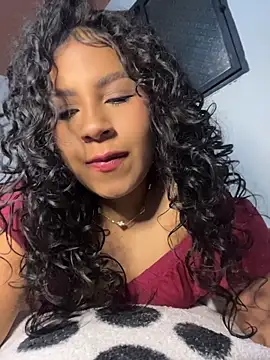 AmeliaAndersson online show from 05-13-26, 07:28