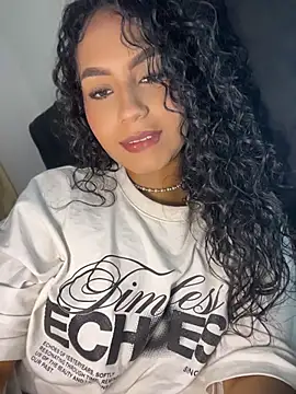 AmeliaAndersson online show from 07-18-26, 07:34
