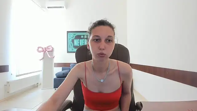 Snapshot of Ellina_Star chatting on 06-30-26, 08:15 Ellina Star online show from 06-30-26, 08:15