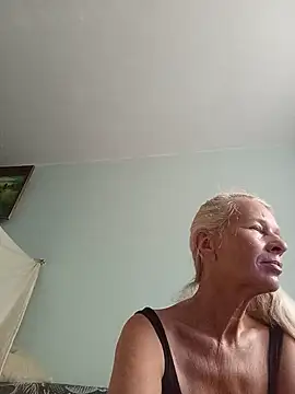 ViktoriaSexi1 online show from 07-04-26, 05:35