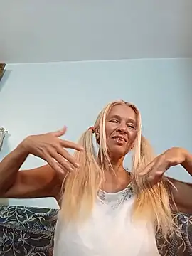 ViktoriaSexi1 online show from 07-11-26, 06:43