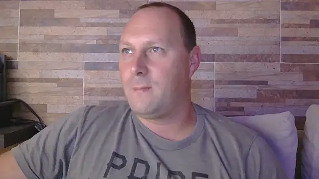 lustonfan online show from 04-11-26, 08:24