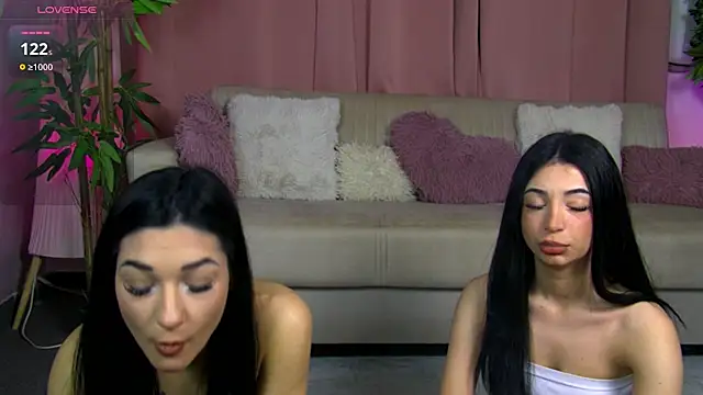 ObsessionDarcieAndAria online show from 05-22-26, 06:57