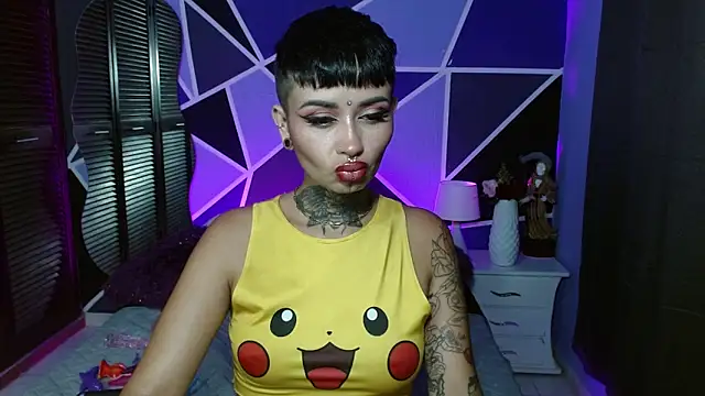 Sol Baker online show from 04-06-26, 03:15