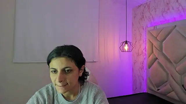 Snapshot of Mystical_meteor chatting on 06-17-26, 06:42 Mystical meteor online show from 06-17-26, 06:42