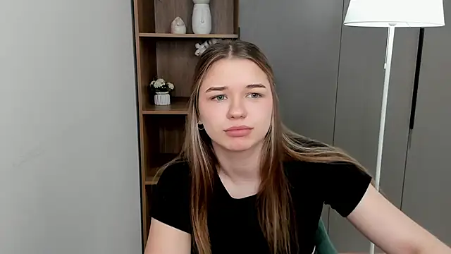 TonyaOgborn online show from 03-05-26, 06:53