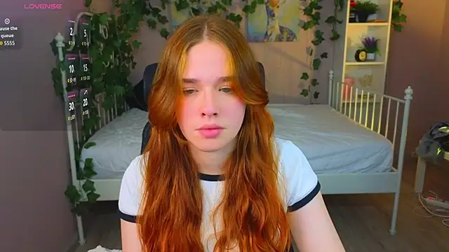 TiffanyVex online show from 05-28-26, 03:53