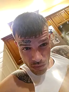 CrystalNBubba online show from 03-05-26, 04:30