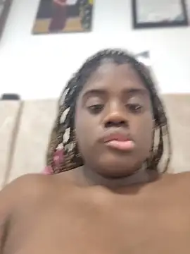 YourLiaa  online show from 03-15-26, 05:46