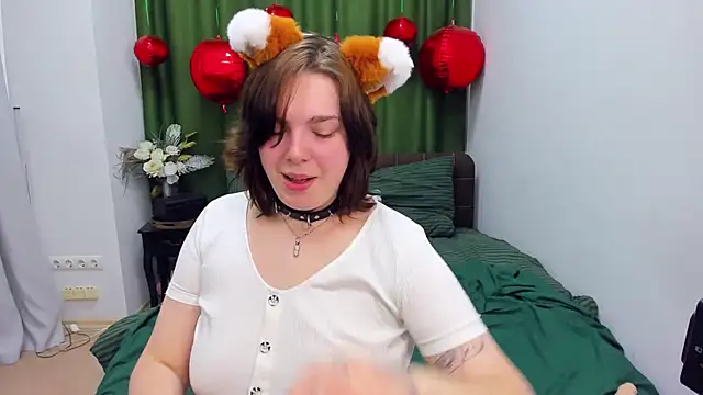 DanielaHot4u online show from 04-05-26, 07:27