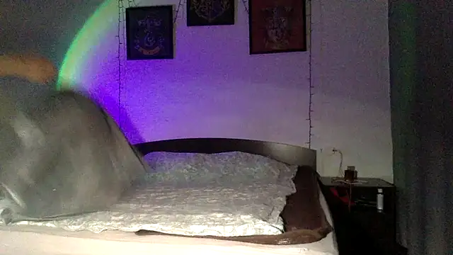 Milk shakeee online show from 03-16-26, 05:44