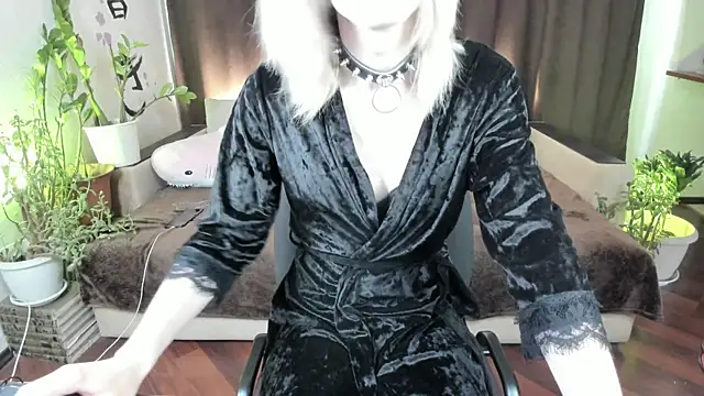 Snapshot of KayaNoir chatting on 06-06-26, 01:05 KayaNoir online show from 06-06-26, 01:05