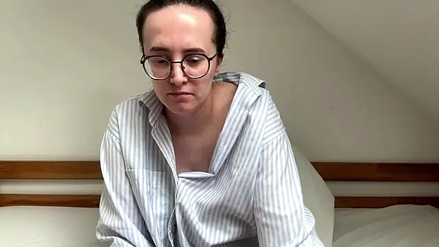 Snapshot of SofiaTease chatting on 07-10-26, 01:36 SofiaTease online show from 07-10-26, 01:36