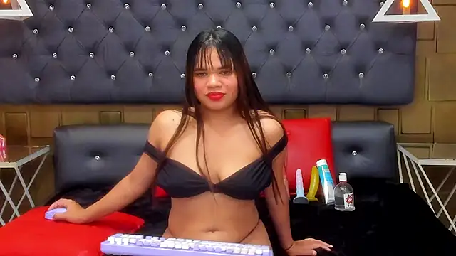 CaroBeltran online show from 05-11-26, 07:44