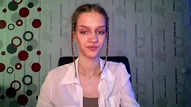 Chrissy Joyful online show from 05-26-26, 04:08