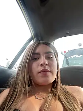 Issa pinkk online show from 03-27-26, 08:19