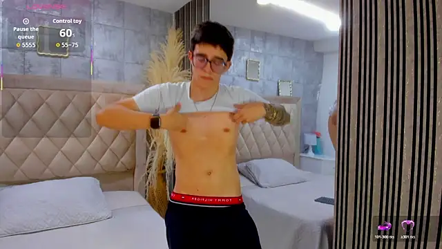 TylerCross  online show from 04-14-26, 08:26