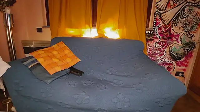 bellad0nna online show from 03-08-26, 06:44