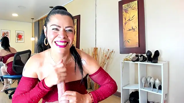 SofiiMontes online show from 07-17-26, 12:12