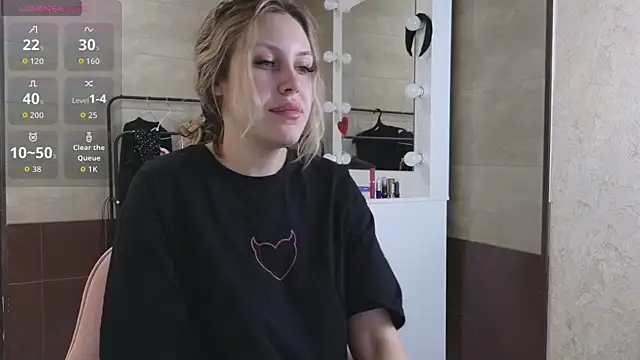  amymoore  online show from 04-23-26, 01:40