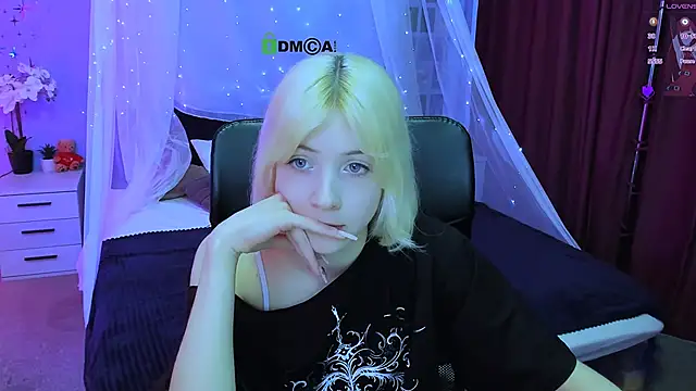 Snapshot of _sabrina_moore chatting on 05-03-26, 08:53 sabrina moore online show from 05-03-26, 08:53