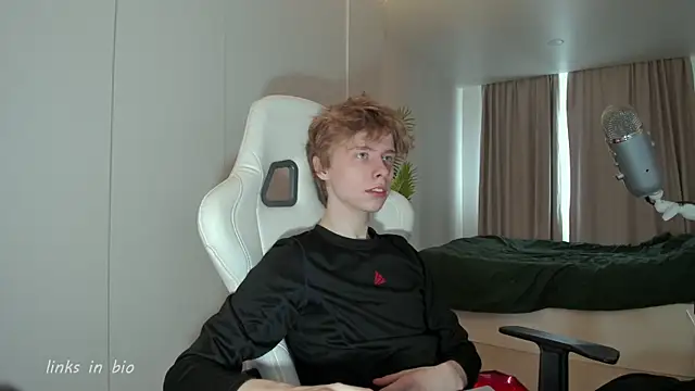 Wawesuc online show from 04-04-26, 06:33