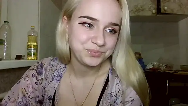 Barbie   girl online show from 03-13-26, 06:58