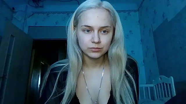 Barbie   girl online show from 04-25-26, 09:56