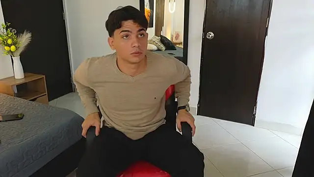 MrAdonis  online show from 04-14-26, 06:58