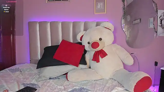 nikkita dragon  online show from 03-26-26, 08:14