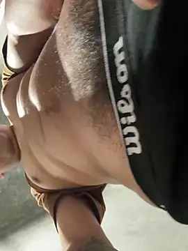 GoldenM95 online show from 04-22-26, 04:48