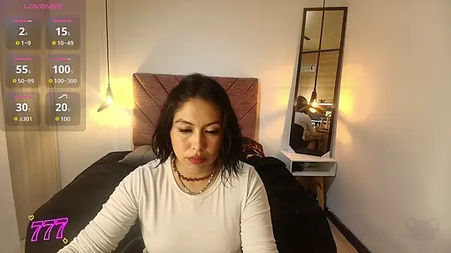 Amanda Fox   online show from 03-26-26, 07:41