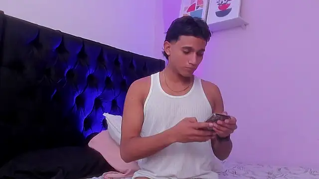 Morgan Bladee online show from 05-12-26, 04:53