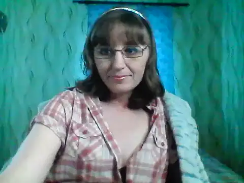Alisaprice077 online show from 04-10-26, 10:20