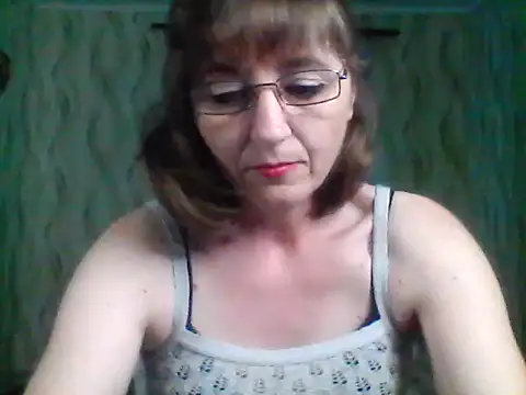 Snapshot of Alisaprice077 chatting on 05-27-26, 11:18 Alisaprice077 online show from 05-27-26, 11:18
