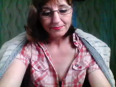 Snapshot of Alisaprice077 chatting on 05-30-26, 12:46 Alisaprice077 online show from 05-30-26, 12:46
