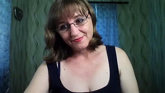 Alisaprice077 online show from 06-21-26, 06:38