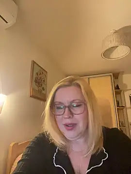 JanieLight53 online show from 03-23-26, 12:25