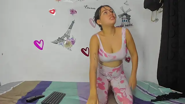 Katty-Rouse online show from 04-14-26, 11:11