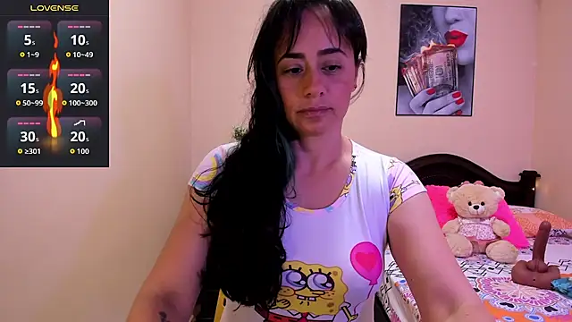 Snapshot of sara_florez12 chatting on 04-11-26, 11:14 sara florez12 online show from 04-11-26, 11:14