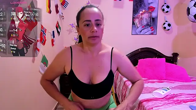 sara florez12 online show from 06-25-26, 11:15