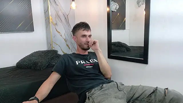 KingOfTemptation online show from 05-09-26, 02:50
