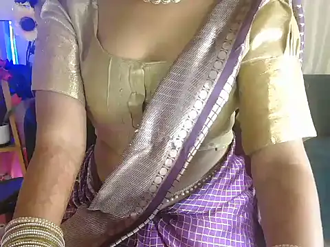 Snapshot of Naughty_tanu chatting on 03-29-26, 05:02 Naughty tanu online show from 03-29-26, 05:02