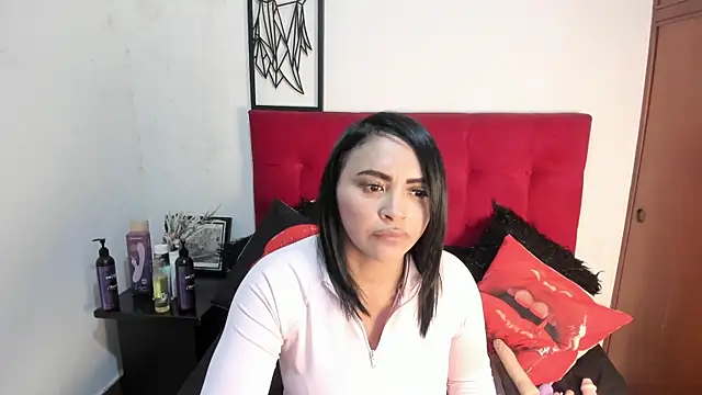 Snapshot of EstrellaSmmith chatting on 07-22-26, 08:44 EstrellaSmmith online show from 07-22-26, 08:44