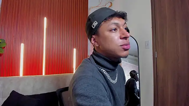 Jonathan Guzman  online show from 03-09-26, 02:26