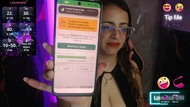 Snapshot of EvoniLatina chatting on 07-27-26, 11:23 EvoniLatina online show from 07-27-26, 11:23