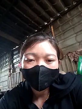 Bling-pusy online show from 04-05-26, 03:36