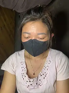 Bling-pusy online show from 04-15-26, 12:56