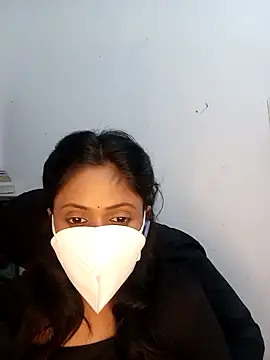 Snapshot of desiboldgirl6162 chatting on 03-20-26, 03:28 desiboldgirl6162 online show from 03-20-26, 03:28