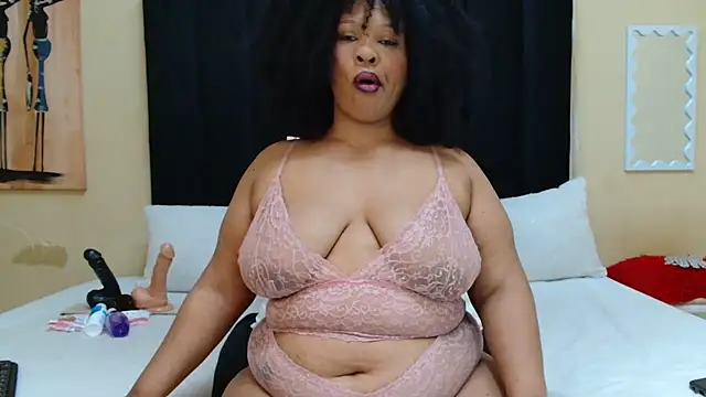 Snapshot of TamaraDee4papi chatting on 05-17-26, 07:28 TamaraDee4papi online show from 05-17-26, 07:28